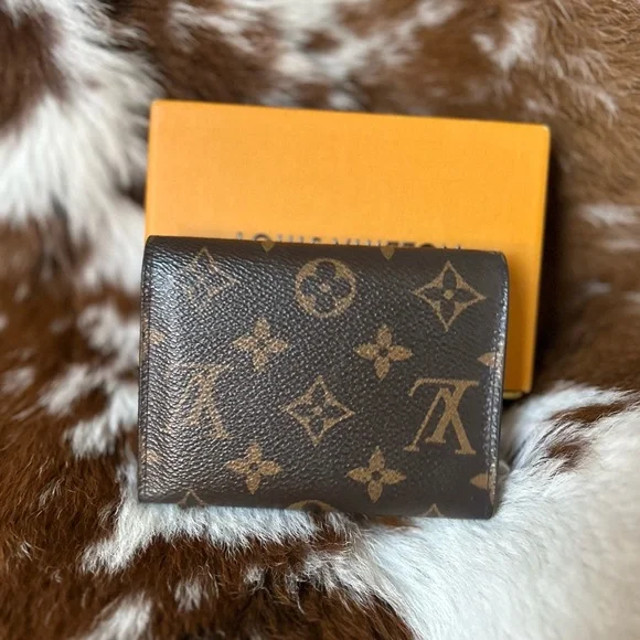 Louis Vuitton wallet - Picture 2 of 10